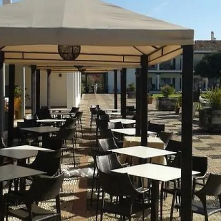 De Golf Hotel 4*