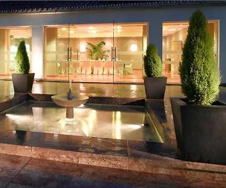 De Golf Hotel 4*