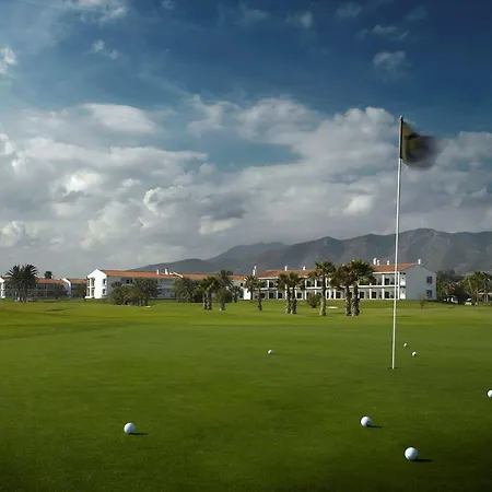 Hotel De Golf 4*